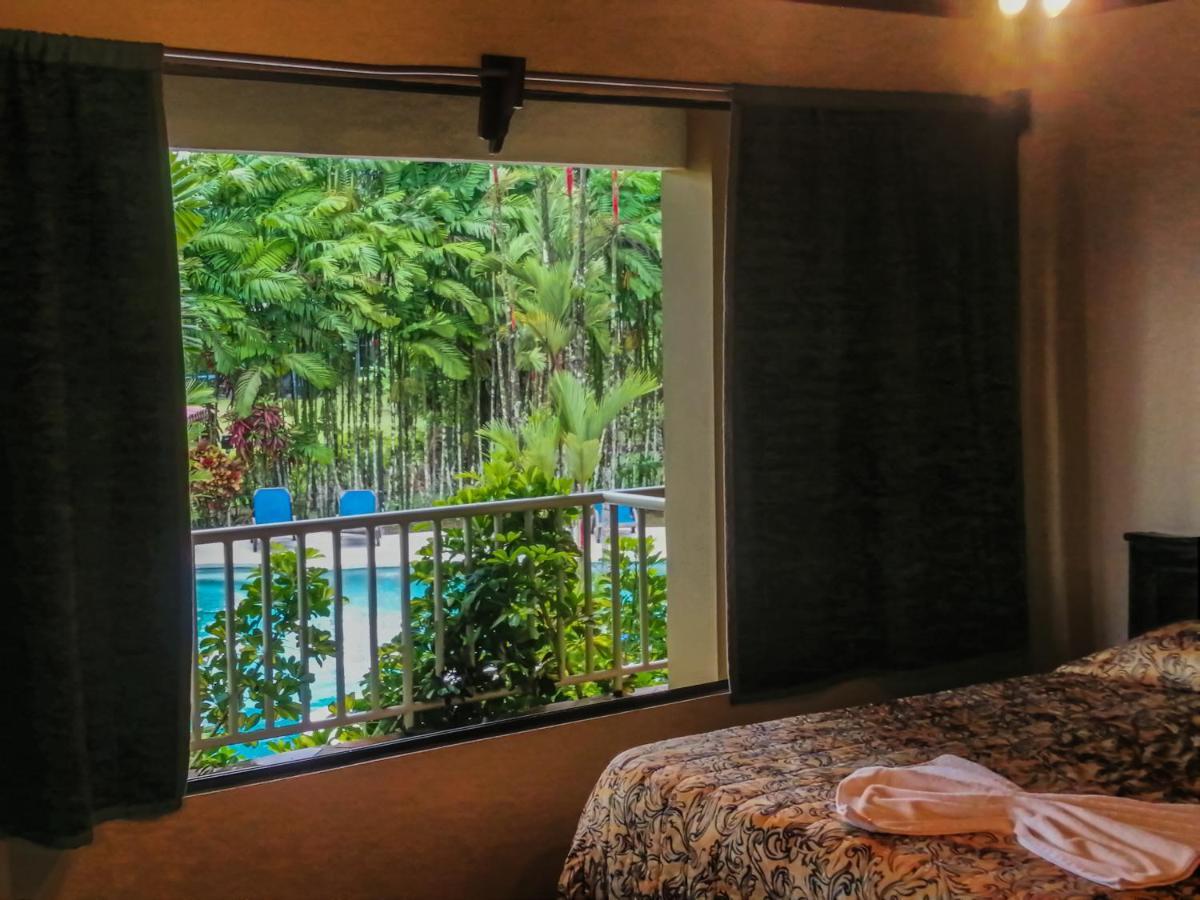 Arenal Backpackers Resort La Fortuna Exterior photo